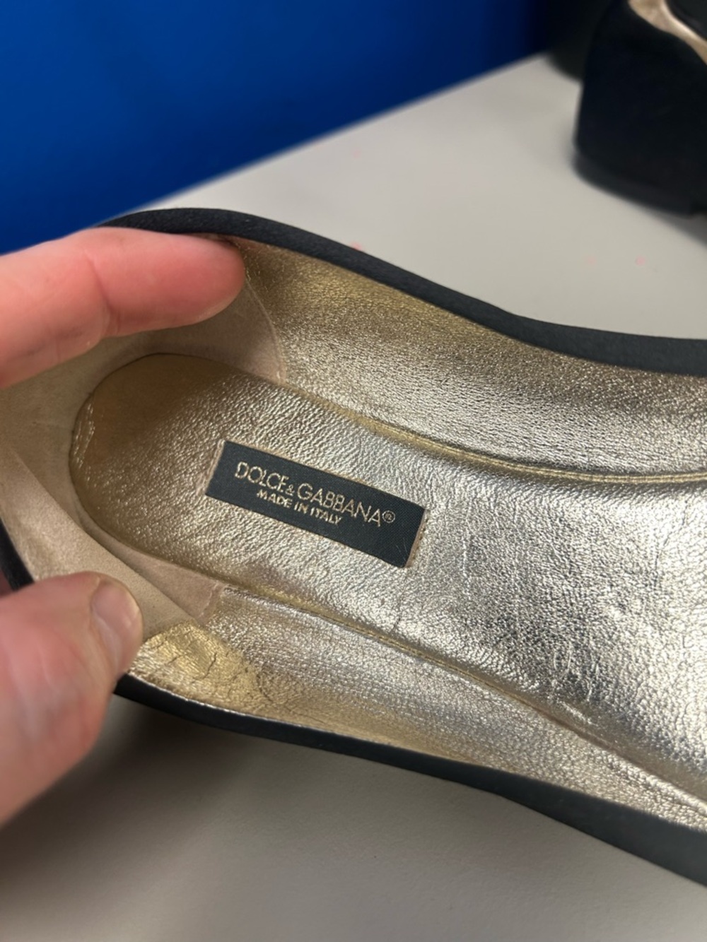 Dolce & Gabbana Black Satin Flats with Gold Floral Embellishments sz US 5/ EU 35 - Picture 3 of 6